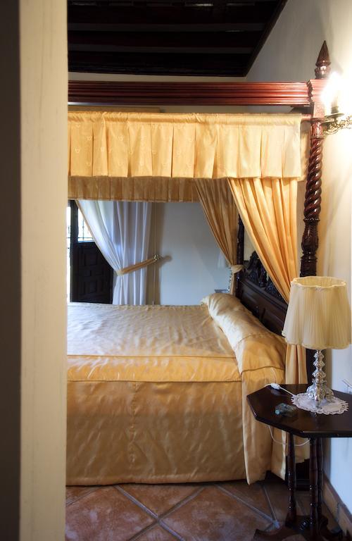Carmen De Los Chapiteles Hotel Granada Ruang foto